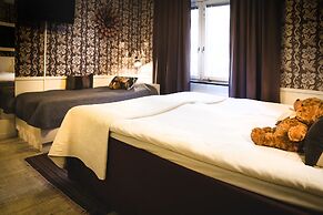 Corner Hotel
