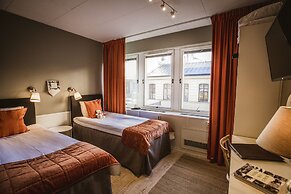 Corner Hotel