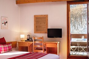 Hotel du Bourg
