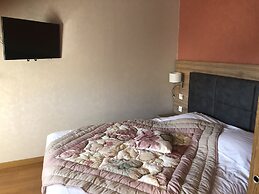 Logis Hôtel & Appartements Le Florence