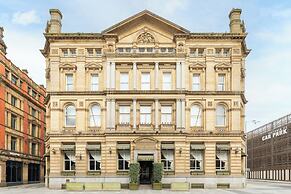 Sir Thomas Hotel