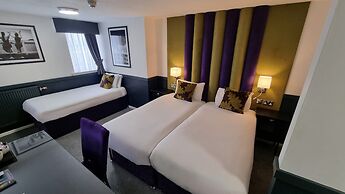 Sir Thomas Hotel