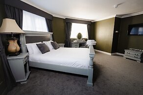 Sir Thomas Hotel