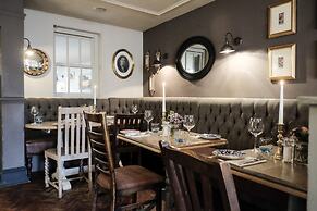 The Swan Hotel