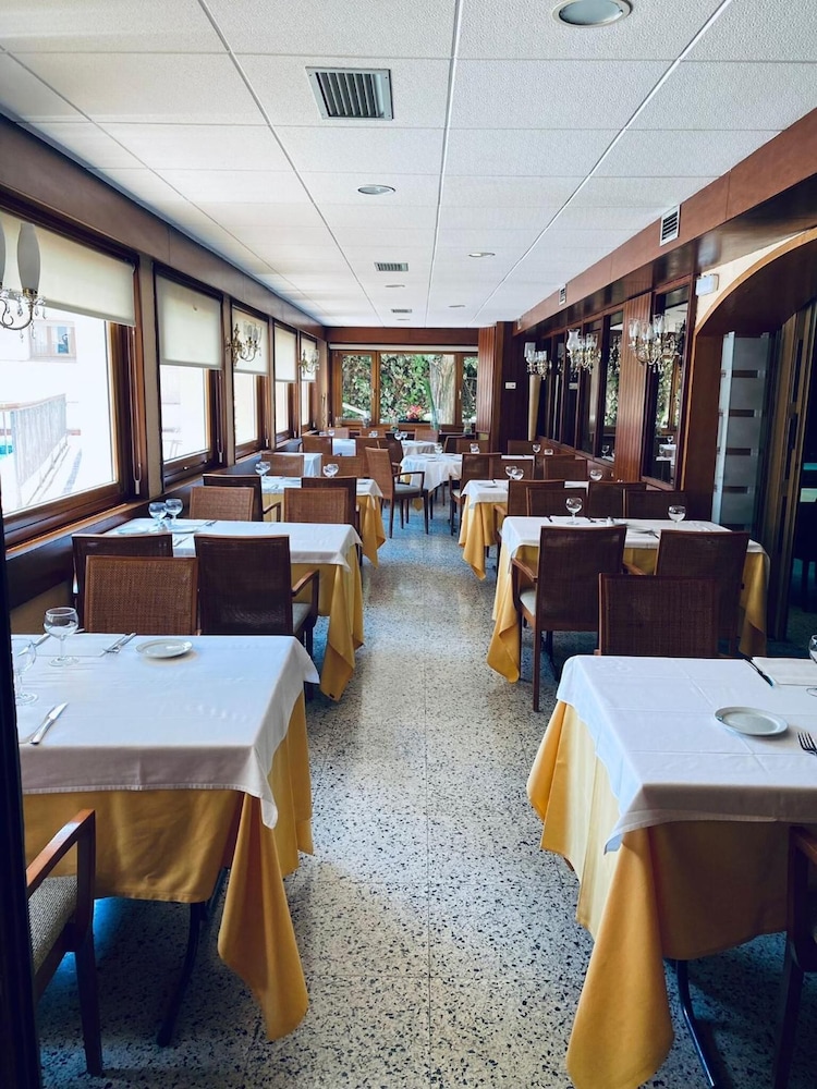 Hotel Travé