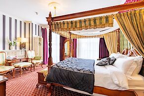 Hubert House Guesthouse