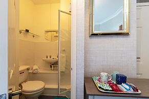 Hubert House Guesthouse