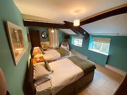 Kings Head Hotel