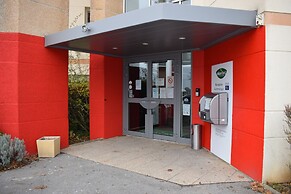 hotelF1 Bourges Le Subdray