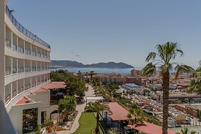 Ramada Resort by Wyndham Puerto de Mazarron