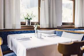 Hotel Auren