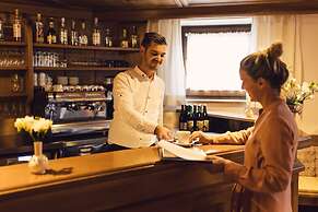 Hotel Auren