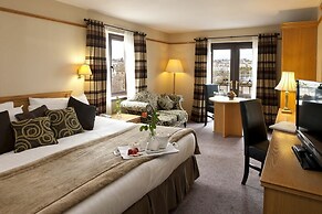 Marine Court Hotel