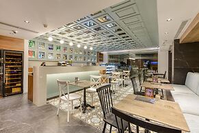 Solana Hotel & Spa