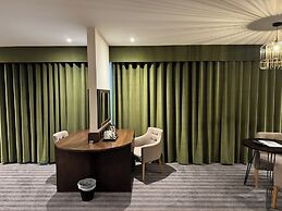 Hotel Nineteen