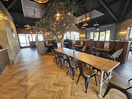 Hotel Nineteen