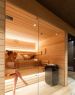 Golden Tree Hotel