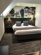 Golden Tree Hotel