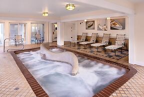 The Meadowmere Resort