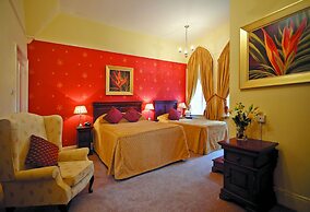 Cotford Hotel