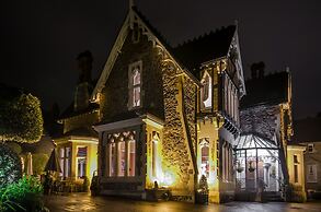 Cotford Hotel