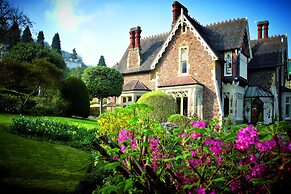 Cotford Hotel