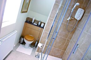 Cotford Hotel