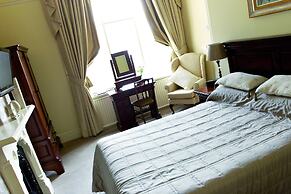 Cotford Hotel