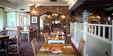 Moreton Park Lodge