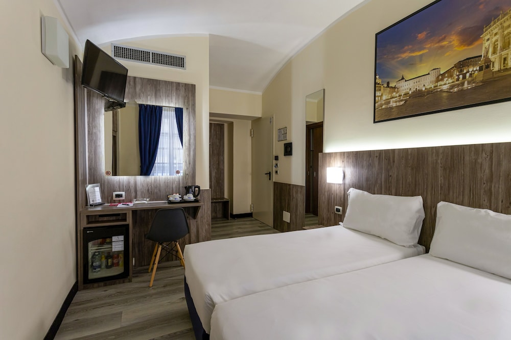Hotel Urbani