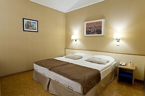 Hotel Cameo