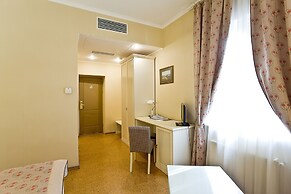Hotel Cameo