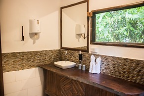 Cotococha Lodge