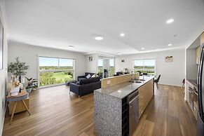 Pelican Waters Resort