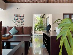 Aruni Bali Jimbaran Boutique Villa