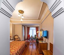 Sultanhan Hotel - Special Class