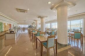 Argos Hotel