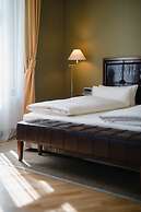 Louisa's Place