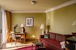 Louisa's Place