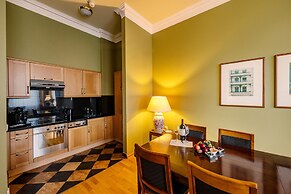 Louisa's Place