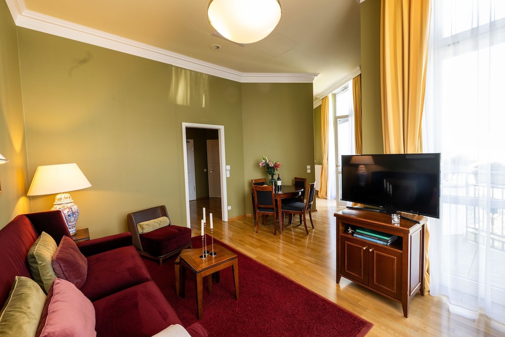 Louisa's Place