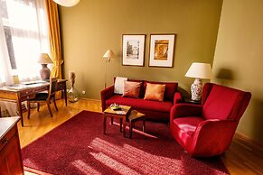Louisa's Place