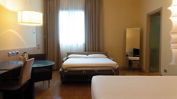 Hotel Cruise