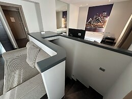 Hotel Cruise