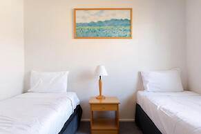 Lamplighter Motel