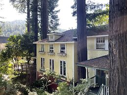 Boho Manor
