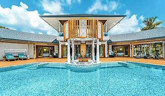 Hideaway Beach Resort and Spa