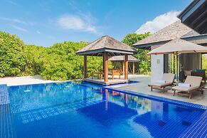 Hideaway Beach Resort and Spa