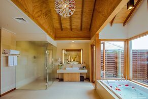 Hideaway Beach Resort and Spa