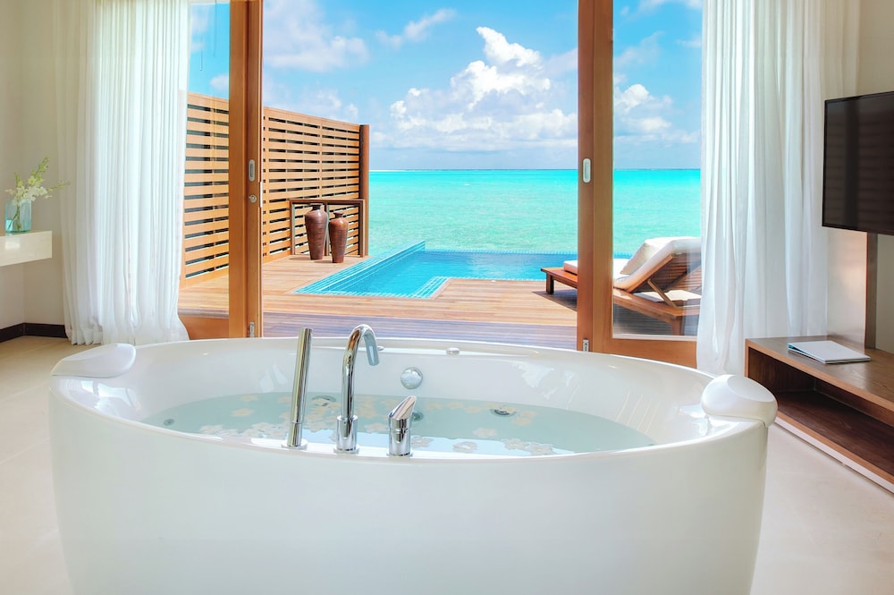Hideaway Beach Resort and Spa